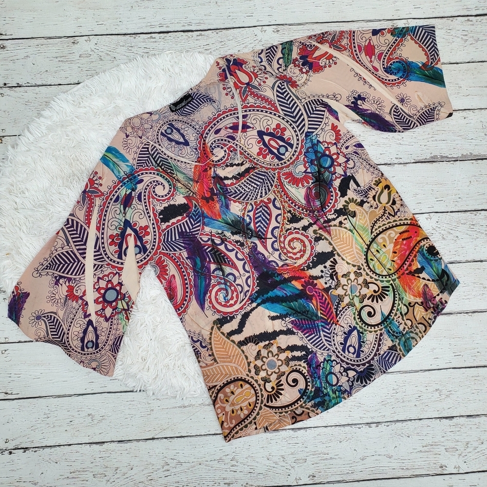SIGNATURE STUDIO Boho Bell Sleeve  Top blouse